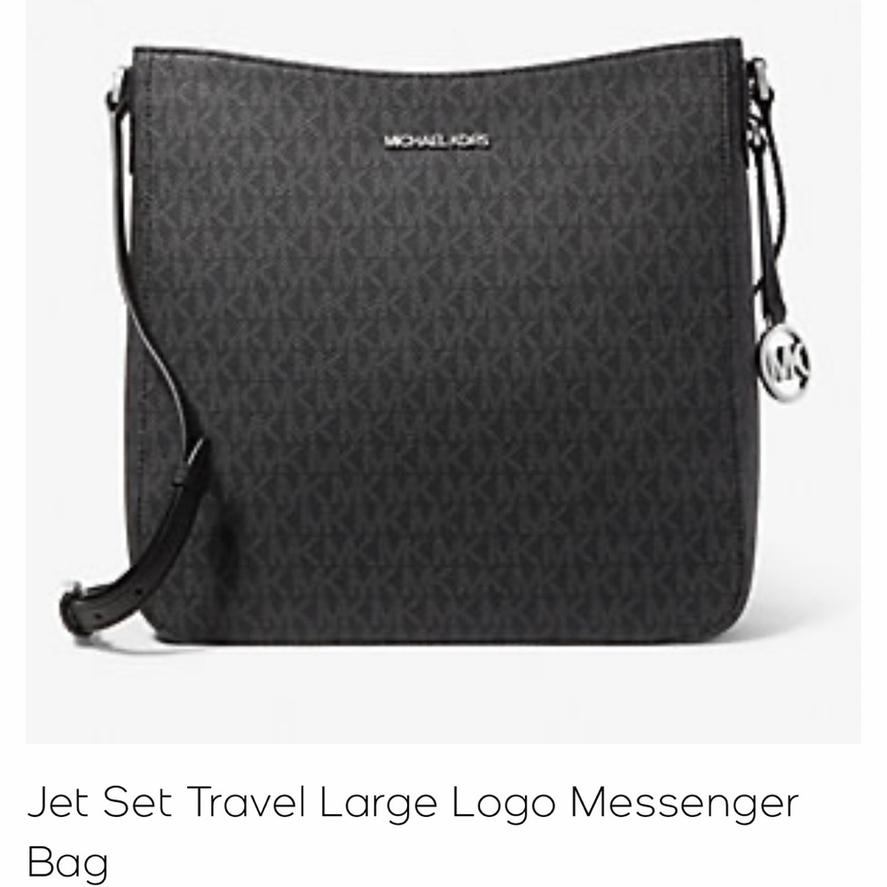***SOLD*** Michael Kors Bag